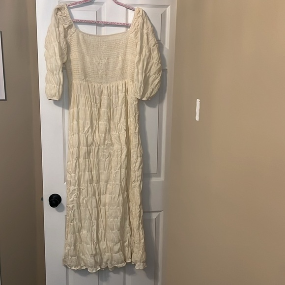 Nwt Lucca couture size L long ivory dress with liner - Picture 6 of 8